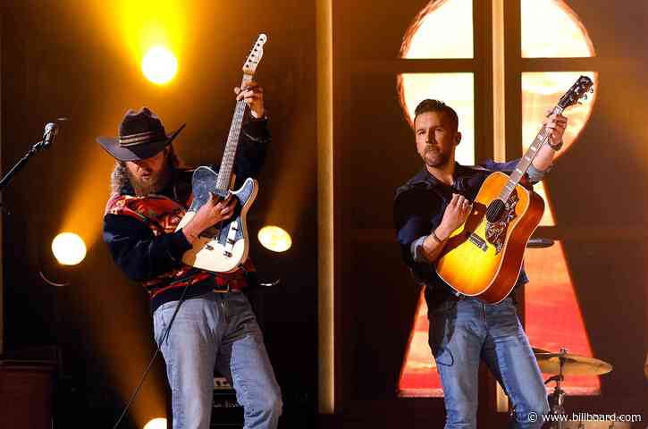 Brothers Osborne Close Out the 2021 ACM Awards With Electric Performance of ‘Dead’s Man Curve’