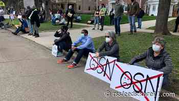 Protesters call for change outside Governor’s Residence, demand justice for Daunte Wright