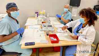 White House launches media effort to promote coronavirus vaccines