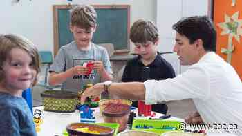 Liberals promise $30B over 5 years to create national child-care system
