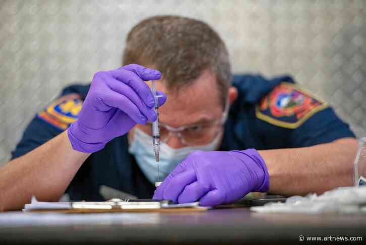 Abu Dhabi Art Dealer Allegedly Hawks Covid-19 Vaccines, Morán Morán to Mexico City, and More: Morning Links from April 20, 2021