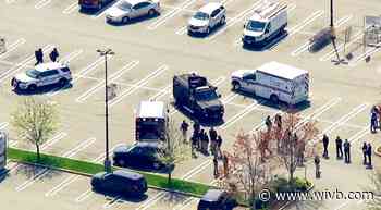 1 dead, 2 injured in New York supermarket shooting; police searching for suspect