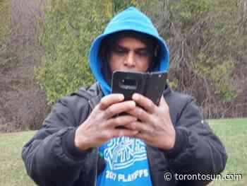 Man sought in alleged knife assault in Toronto park - Toronto Sun