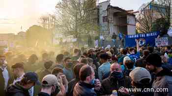 Breakaway Super League clubs meeting to discuss abandoning the competition, reports say