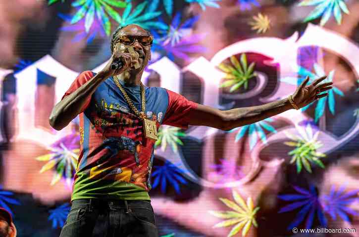 Snoop Dogg Drops Celebratory 4/20 Album ‘From Tha Streets 2 Tha Suites’