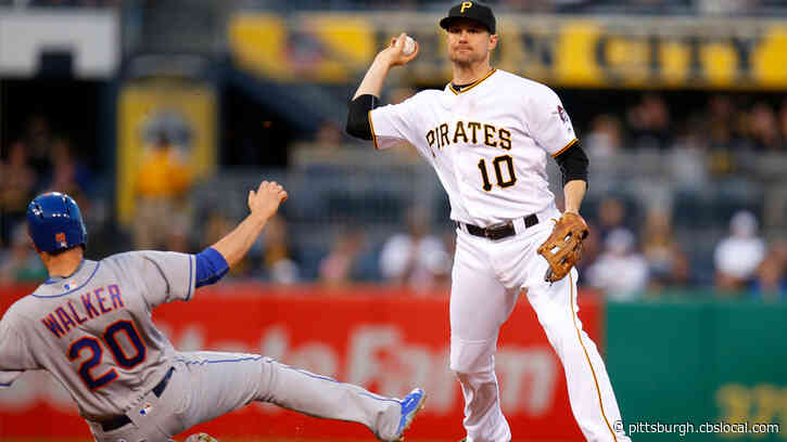 Former Pittsburgh Pirate Neil Walker Announces Retirement