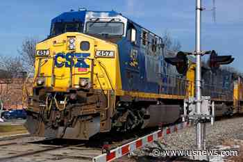CSX 1Q Profit Dips 8% but Railroad Sees Economy Growing
