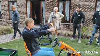 Nieuwe gocart moet in elkaar geslagen Kevin helpen om trauma te verwerken