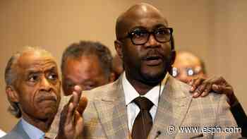 Floyd's brother backs Raiders after tweet uproar