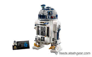 New 2021 LEGO R2-D2 ready for May the 4th