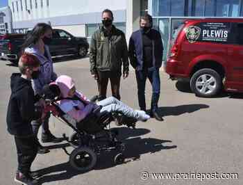 Community effort raises funds for Swift Current family's wheelchair-accessible van - Prairie Post