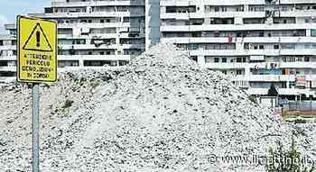 Vele di Scampia, il cantiere è fermo: dopo 14 mesi macerie mai rimosse - ilmattino.it