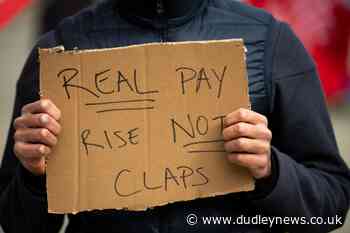 RCN attacks confirmation of no bonus for NHS staff in England - Dudley News