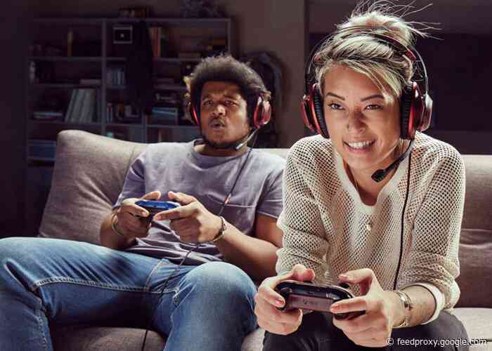 Xbox online multiplayer gaming for free-to-play games no longer requires Xbox Live Gold subscription