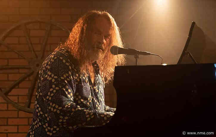Kelsey Grammer plays an ageing rockstar in Rivers Cuomo-scored ‘The Space Between’