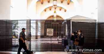 Hollywood Journalist Prepares for a Surreal Oscar Night