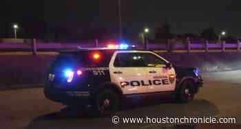 Man found dead on I-610 feeder road in southwest Houston, homicide detectives investigating - Houston Chronicle