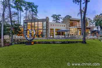 Memorial 'masterpiece of modern design' hits market for $8 million in Houston - Chron