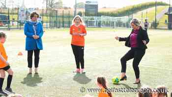Foster and O’Neill hit the net on visit to see young footballers