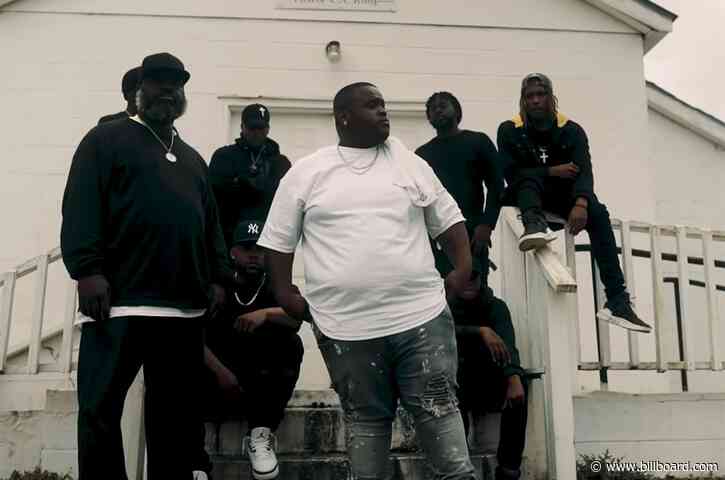 Morray Pays Homage to His Hometown in ‘Trenches’ Video