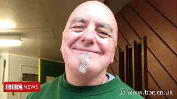 Blackpool Zoo keeper retires after nearly half a century
