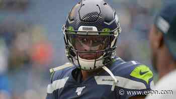Seahawks keep backup QB Smith on 1-year deal