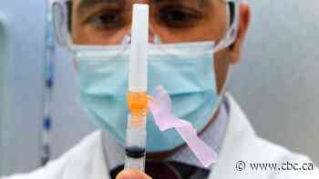 Quebec is planning to use a different vaccine for the 2nd dose in some cases. Here's what the experts say