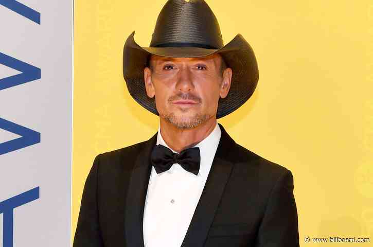 Chart Rewind: In 2016, Tim McGraw’s ‘Humble’ Hit No. 1 on Hot Country Songs