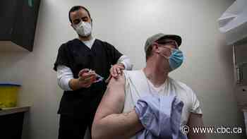 Canadians over 30 should be offered AstraZeneca-Oxford COVID-19 vaccine, advisory body recommends