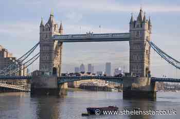 Schoolboy missing after falling from Tower Bridge into River Thames - St Helens Star
