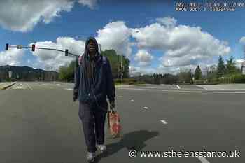 Video shows California sheriff's deputy shooting black man - St Helens Star
