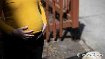 Pregnancy should be next priority for COVID-19 vaccine in Quebec: obstetricians