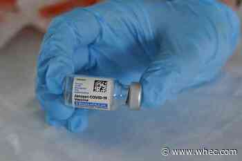 US to resume J&J COVID vaccinations despite rare clot risk