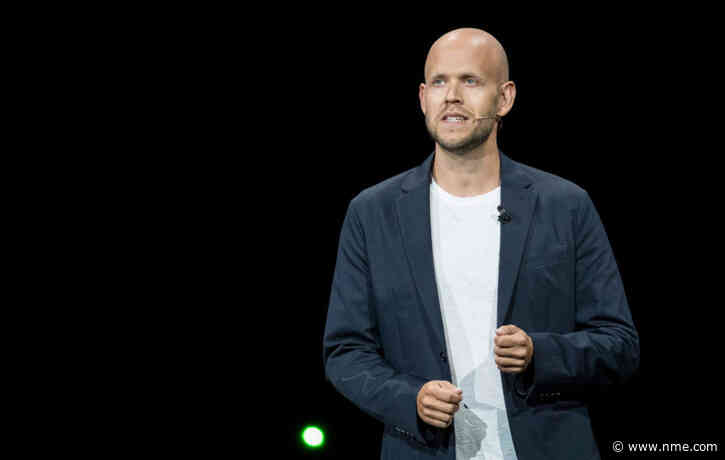 Social media reacts to Spotify CEO wanting to buy Arsenal FC: “Pay the artists first”