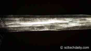 Ocean Temperature Reconstructed Over the Last 700,000 Years Using Air Bubbles Trapped in Glacier Ice