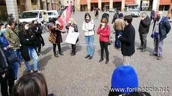 Lavoratori Eataly in presidio. Forli & Co: "Prima di tutto difendere lavoro e occupazione” - ForliNotizie.net - forlinotizie.net