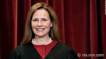 Justice Amy Coney Barrett finally meets the other 8 Supreme Court justices for a class photo