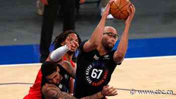 Randle's 31 points pace Knicks to 9th straight win, halting Raptors' 4-game run