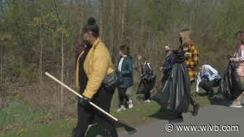 Tonawanda volunteers help the environment, cleaning up Rails to Trails path and more