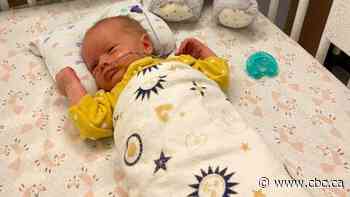 New mom urges Manitobans to take COVID-19 seriously after baby born 6 weeks premature