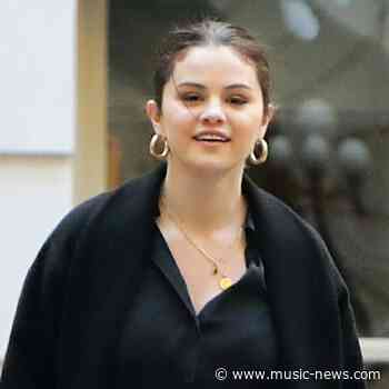 Selena Gomez back in the kitchen for more culinary adventures