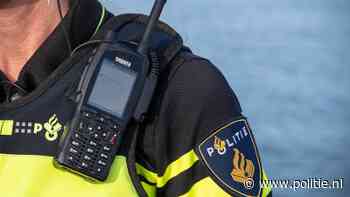 Man gaat door het lint en bijt agent in zijn hand - Politie