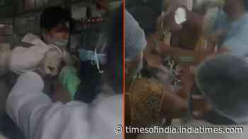 Shocking: Fight breaks out between doctors, kin of patients at Indore's Chirayu hospital