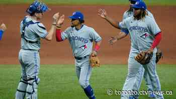 Ryu exits early with strain, Jays 'pen finishes off Jays 1-0