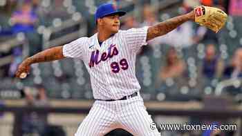 Walker gets 1st win for Mets, who take 2 of 3 from Nationals
