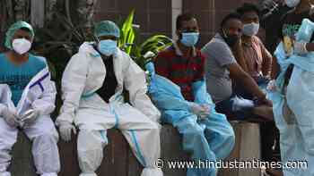 Food, medicines, hospital beds: Residents step up in face of crisis - Hindustan Times