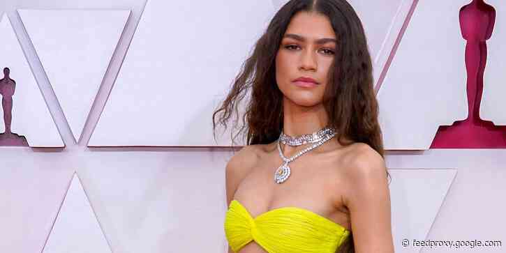 Things to Know: Chloe Zhao's monumental 'Nomadland' win, Chadwick Boseman's shocking loss, European travel is back on - if you're vaccinated