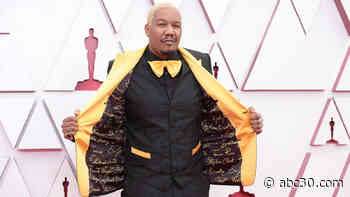 Oscar winner Travon Free wore suit jacket lined with names of Black people killed by police