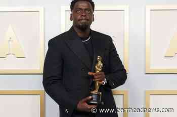 Solid night for British talent at 2021 Oscars - Barrhead News