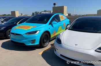 Tesla modeled after 'Scooby-Doo' van driving around Texas